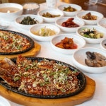 생생정보-신의한수 속초 황태구이정식 맛집 위치는? 더덕구이-황태해장국-산채비빔밥 外