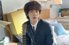 Emperor of Visuals Jin 방탄소년단 진 MV 비하인드 사진에 애정 표현한 톰 브라운 공식계정과 영국 셀럽들
