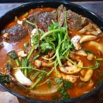 생생정보-장사의신 서울 면목동 메기매운탕 맛집 위치는? 새뱅이매운탕-올갱이탕 外 수제비·야채 무한리필!