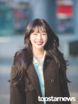 [HD포토] 레드벨벳 조이, 청춘 영화 포스터 그잡채 (동물농장 출퇴근길)