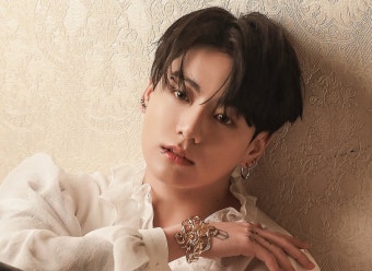 '글로벌 대세 아이콘 파워 입증' 방탄소년단 정국 '필리핀 K팝 어워즈'서 2022년 올해의 남자 아티스트 수상