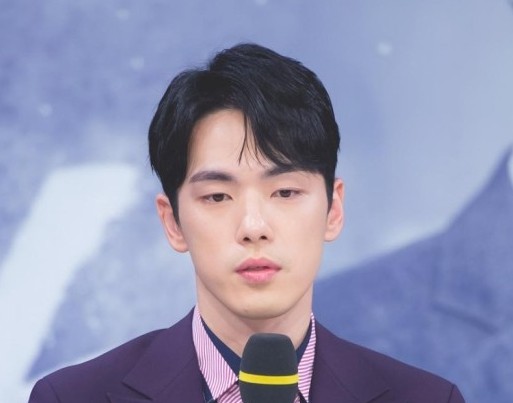 다리미 패밀리, 김정현과 금새록의 쌍방 연애로 화제!