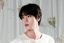 [BTS News] 음원 강자 방탄소년단 진, Yours 스포티파이 1억 2천 스트리밍 돌파