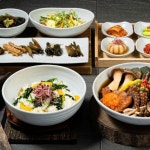 생생정보 원주 자유시장 떡볶이 맛집 50년 통전…남해 특산물 한 상 식당 위치는?