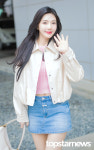 레드벨벳 조이, 수영이는 벌써 여름이야 (동물농장 출근길) [HD포토]