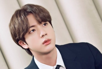 [BTS News] 방탄소년단 진, '美 가장 영향력 있는 인플루언서' 143일째 아시아 남성 1위·전세계 남성 3위 '독보적 인기'