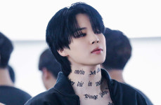 [BTS News] 방탄소년단 지민, 릴케 시 새긴 셋 미 프리 파트2 살아 있는 예술 극찬