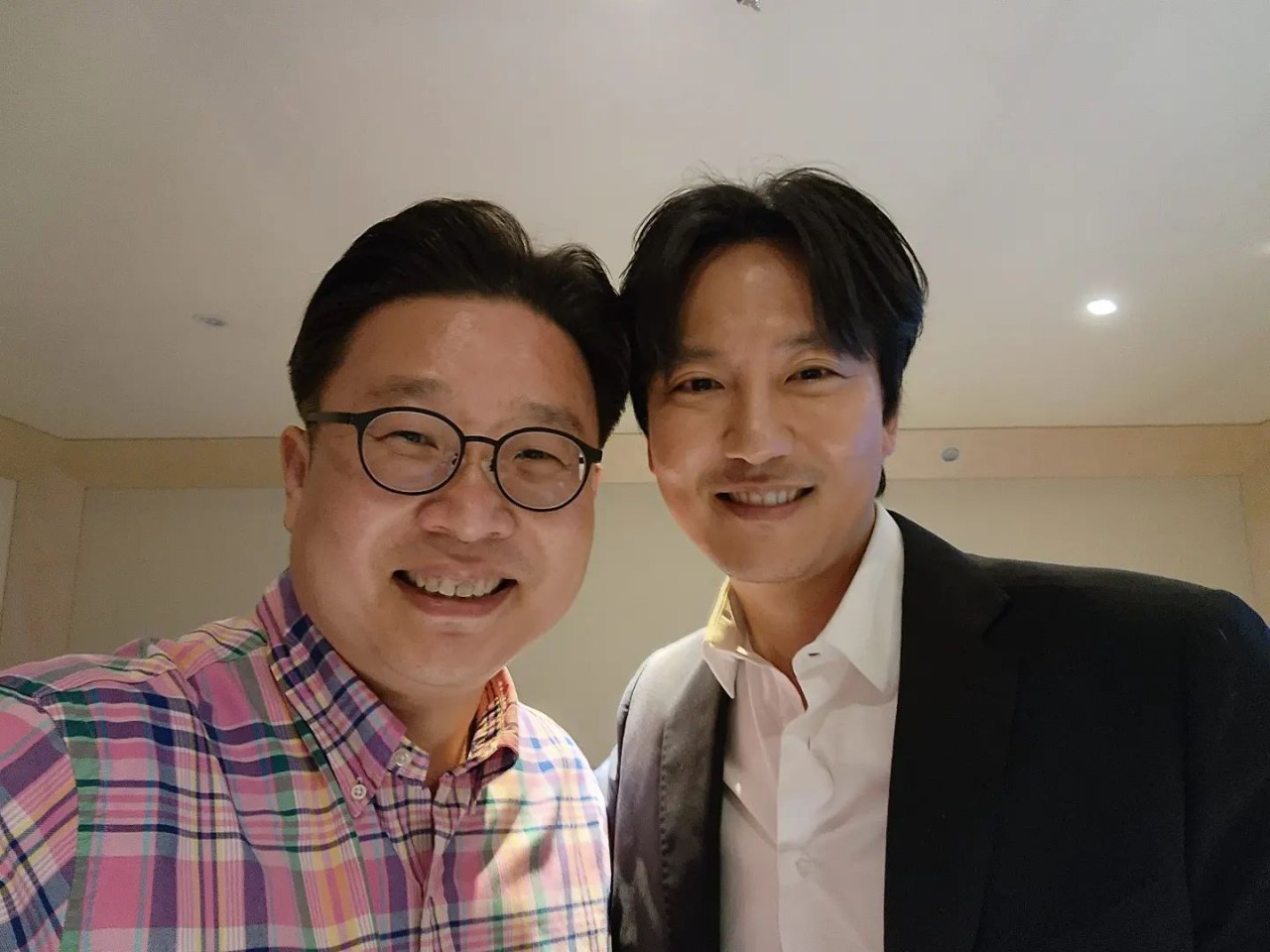 김남길과 서경덕 교수, 윤동주의 시와 정신을 세계에 소개한다.
