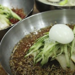 생방송오늘저녁 서울 금호동 금남시장 맛집 위치는? 콩칼국수-섞어보쌈-냉면 外 식객 허영만의 백반기행 그 곳