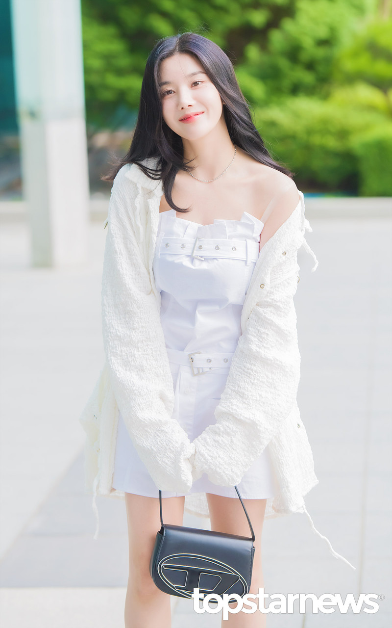 SBS 라디오 파워FM 권은비의 영스트리트 DJ 권은비, 8월 4일 하차 결정으로 팬들 안타까워