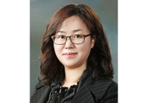 학폭소송 불출석 권경애 변호사, 정직 1년 징계