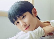 배우 정해인, '열 번째 계절' 마카오 팬미팅 취소…