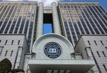 유명 웹툰작가, 자폐 아들 특수반 교사 '아동학대'로 신고…다른 학부모들은 선처 요구