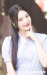 레드벨벳 조이, 반묶음 머리 조이 너무 예뻐서 논란 (동물농장 출근길) [HD포토]