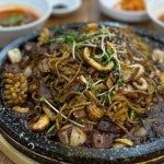 생생정보-장사의신 인천 부평동 돌판해물짜장 맛집 위치는? 35년 내공의 중식당