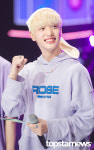 싸이커스 유준, 애기애기한 꽃미소 (더쇼) [HD포토]