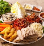생생정보 성남 굴보쌈 맛집 위치는? 족발-쟁반국수 등 27년 전통 전설의 맛