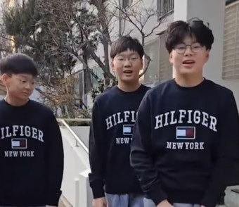 '슈돌' 삼둥이 근황?…대한-민국-만세, 父 '송일국' 판박이