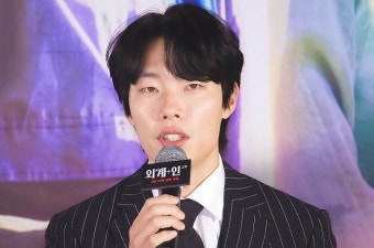 류준열 측, 한소희와 열애 인정→법적 대응 예고 (공식입장 전문)