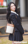 레드벨벳 조이, 삐약 셩아리 (동물농장 출근길) [HD포토]