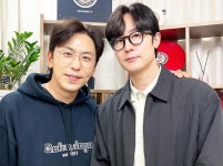 3년 전 이혼 이원석, 노리플라이 권순관과 다정 투샷…아픔 딛고 밝은 미소