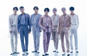 방탄소년단 팬덤, 하이브-어도어 논란 속 방탄소년단 지키기…트럭 시위 진행 [TOP이슈]