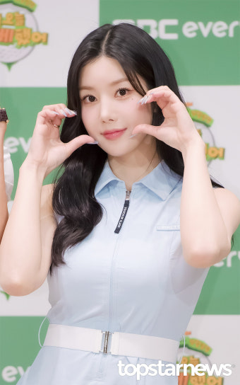 권은비, '은뱌 하트' (나 오늘 라베했어 제작발표회) [HD포토]