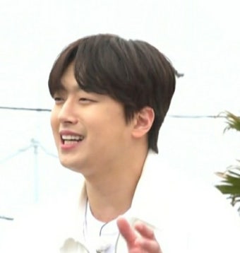 이찬원 `공인찬개사` 등극…`구해줘! 홈즈` 활약 