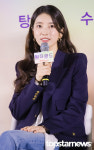 수지, 앞니 플러팅 인터뷰 (원더랜드 제작보고회) [HD포토]