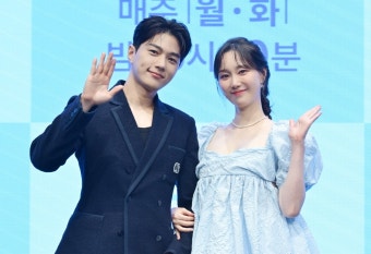 김명수-이유영 '함부로 대해줘, 과거+현대에서 그리는 예의 바른 사제 로맨스…'선업튀' 넘을까 (종합) [현장]