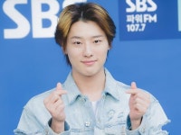 마음만 감사히…군대 간 가수 우즈(조승연), 팬 선물·서포트 거절 결정 (전문)