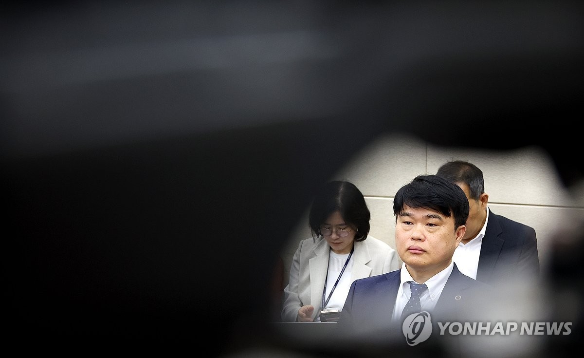 인사청문회 신경전에 흔들리는 강선우 후보자…여야 간의 갈등 고조