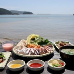 동네한바퀴 부산 다대포해수욕장 장어추어탕·모듬삼합 맛집 위치는? 3대째 이어 온 노포