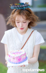 레드벨벳 웬디, '복숭아도 티켓팅 해서 사먹는 복숭아 러버를 위해 준비한 복숭아 케이크' (웬디의 영스트리트 출근길) [HD포토]