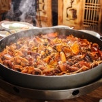 생생정보-택시맛객 가평 청평 철판해물볶음·날치알막국수 맛집 위치는? 숨은 매력 찾기