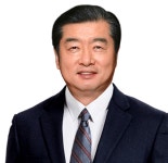 김용만 김가네 회장, 여직원 성폭행 혐의 수사 전 대표 퇴임→子 4월 대표로 선임