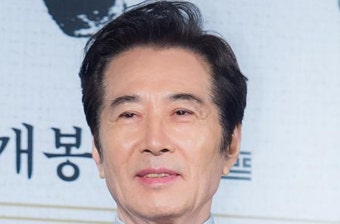 '30살차' 백윤식 전 연인, 사생활 유포 혐의 항소심 내년 1월로…
