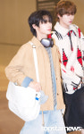 투어스 한진, 조각으로 깎아놓은 듯한 명품 옆선 (김포공항 출국) [HD포토]