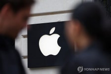 애플 목표주가 33% 하향…中 조립공정 인도 이전 비현실적 전망