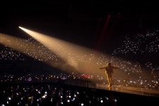 오랜 꿈 이뤄 벅차고 감사…대성, Ds WAVE 첫 서울 단독 콘서트→빅뱅 완전체 특별 무대