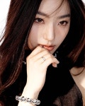 나를 마주한 시간…이새롬, 깊어진 눈빛에 담긴 봄의 담담함