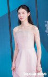 공승연, 복숭아빛 피부 뽐내며 (백상예술대상 레드카펫) [HD포토]