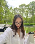 my spring look…정수정, 초록에 녹아든 순간→봄빛 여유