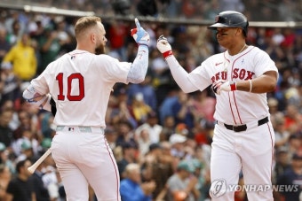 샌프란시스코, MLB 보스턴과의 거래로 데버스 영입으로 타선 활성화!