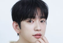 박진영 
