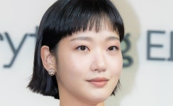 김고은 