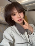 빛이 머문 오후…웬디, 짧은 단발 속 고요→가을 비행 감성