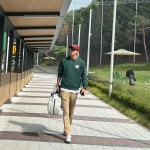 너무 좋은 숏게임 연습장…신지훈, 가을 햇살 아래→골프 열정 폭발