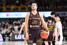 타마요 20점 맹활약…LG, 유기상 공백에도 KCC 22점 차 완파