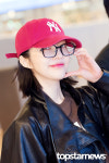 [HD포토] 레드벨벳 조이, 안경 쓴 동아리 선배美에 러비들 미치거든요 (인천공항 출국)